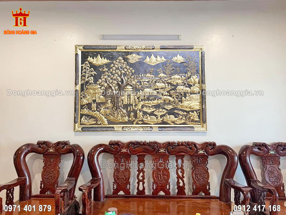 Tranh đồng quê bằng đồng hun thích hợp bày trí tại phòng khách